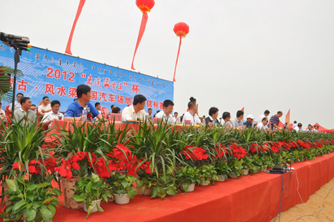 2012"東達蒙古王"杯內(nèi)蒙古風(fēng)水梁全國汽車場地越野錦標(biāo)賽勝利收官